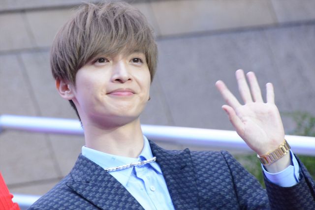 川口春奈×玉森裕太×MEGUMI『マイ・エレメント』フォトセッションの様子（3枚目）