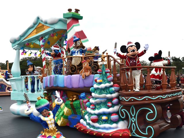 クリスマスムード一色の東京ディズニーリゾートフォトギャラリー（2枚目）