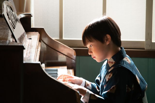 【5枚】透明感すごい！「エール」主人公の子役・石田星空：フォトギャラリー