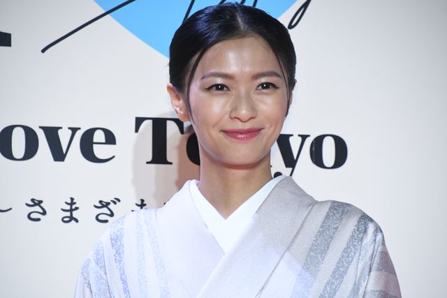 水川あさみ、前田敦子、榮倉奈々ら着物姿で豪華集結！「モダンラブ・東京～さまざまな愛の形～」完成披露（8枚目）