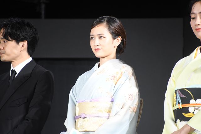 水川あさみ、前田敦子、榮倉奈々ら着物姿で豪華集結！「モダンラブ・東京～さまざまな愛の形～」完成披露（32枚目）