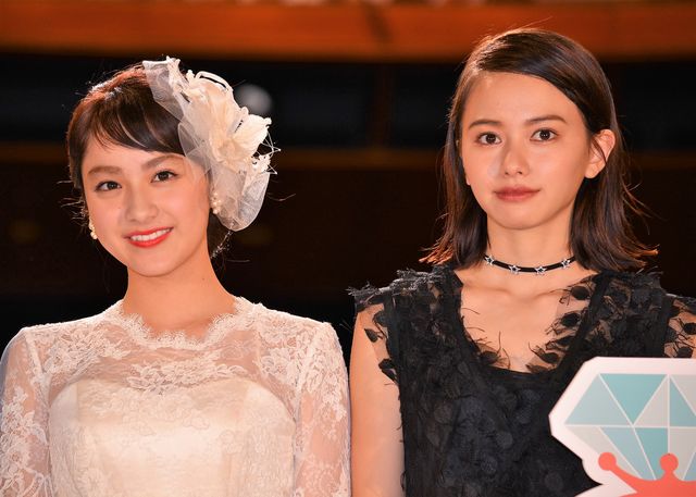 美しすぎる…！平祐奈＆山本舞香がそろって登場『未成年だけどコドモじゃない』完成披露：フォトギャラリー