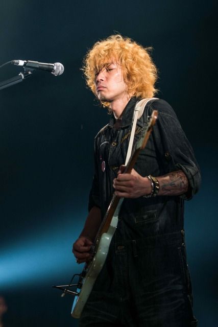 「MANNISH BOYS Presents CRAZY FRIENDS’ COMING TO TOWN」初日フォトギャラリー（4枚目）