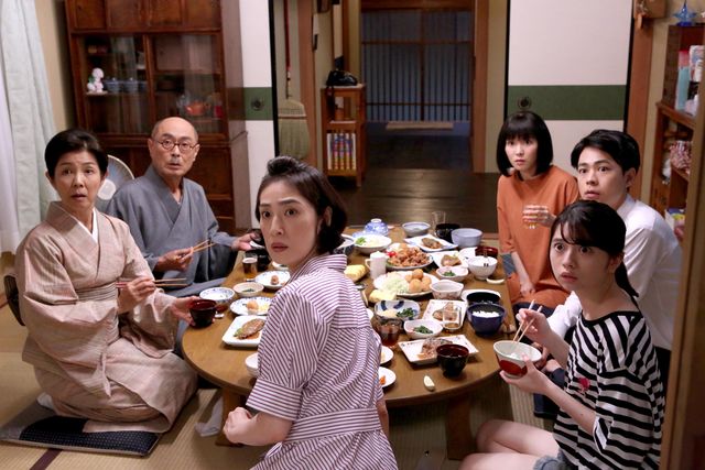 「磯野家の人々～20年後のサザエさん～」場面カット（12枚目）