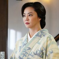 観月ありさ演じる妖艶な女将!「私たちはどうかしている」場面カット