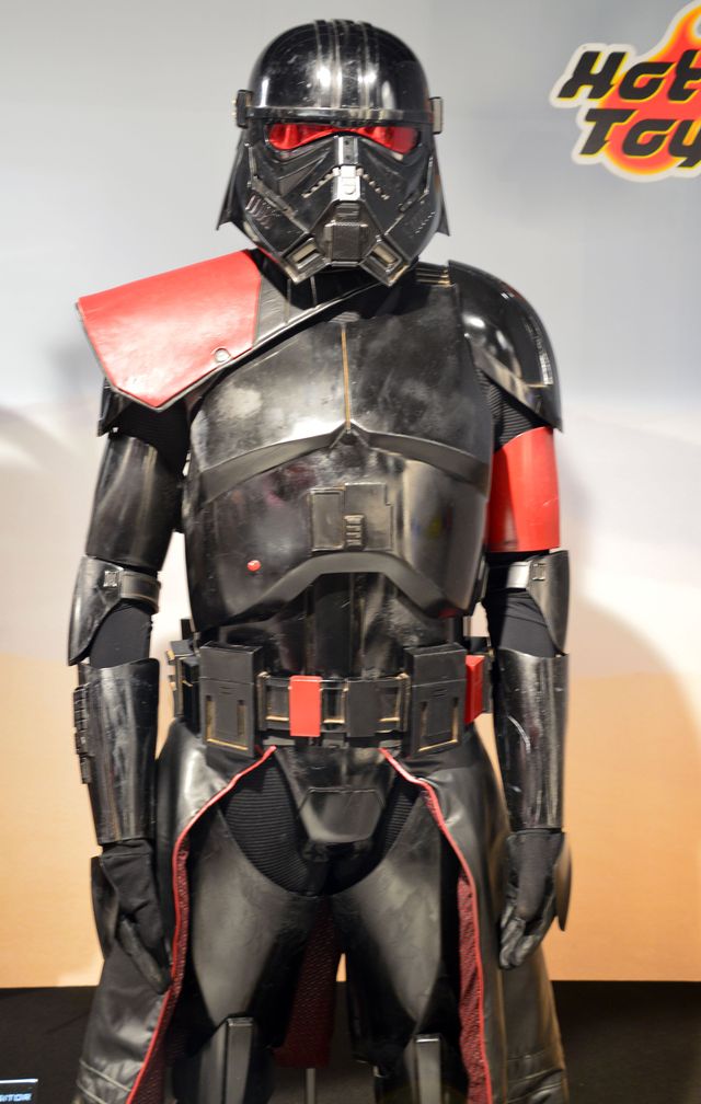 大尋問官、リーヴァも！「オビ＝ワン・ケノービ」衣装が日本初展示（9枚目）