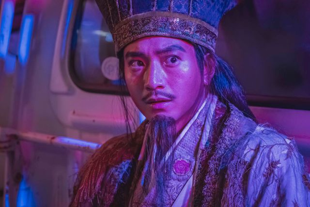 ドラマ「パリピ孔明」第1話場面カット（7枚目）