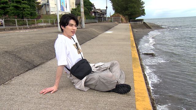 無邪気な笑顔がはじける！本田響矢、長崎旅での写真8枚（5枚目）