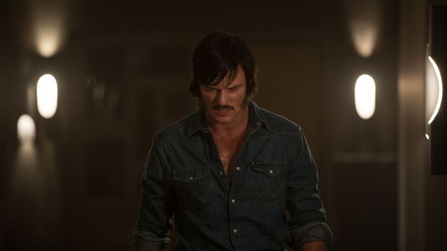 トム・ヒドルストン＆ルーク・エヴァンスが堕落していくセレブに…『ハイ・ライズ』場面写真一挙ギャラリー（6枚目）