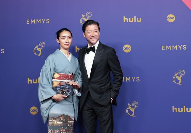 「SHOGUN 将軍」浅野忠信、妻・中田クルミと登場！第76回エミー賞レッドカーペット（10枚目）