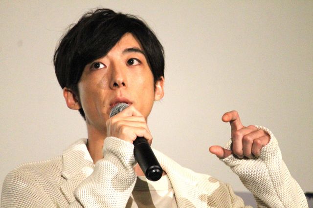 高橋一生『blank13』大阪で舞台あいさつ（6枚目）