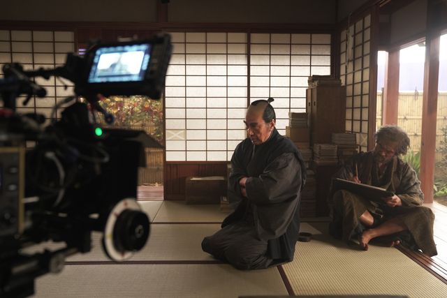 笑顔がいっぱい！『八犬伝』メイキング写真＜全14枚＞（13枚目）