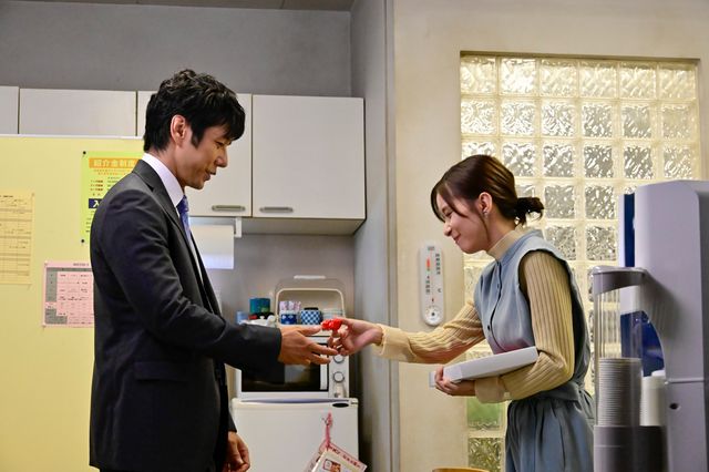 西島秀俊＆宮沢りえが夫婦役！ドラマ「真犯人フラグ」初回場面カット（7枚目）