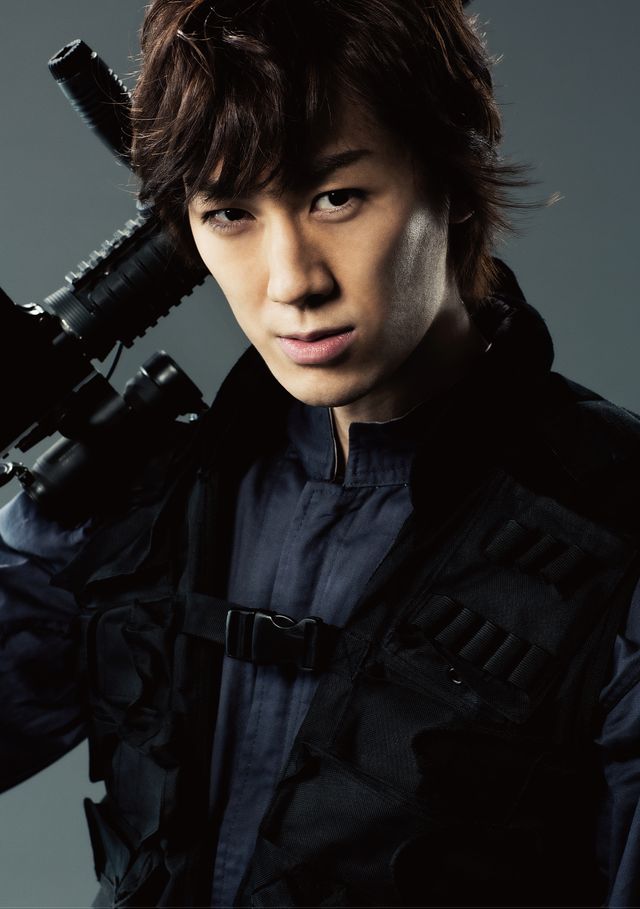 やっぱりラサール石井はリアル両さんだった！舞台版「こちら葛飾区亀有公園前派出所」フォトギャラリー（5枚目）