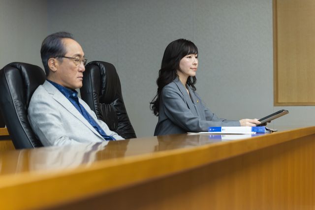 初回から衝撃展開！麻生久美子＆塩野瑛久「魔物」場面写真（2枚目）