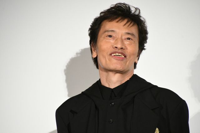 Snow Manラウール、衝撃のスタイル！『赤羽骨子のボディガード』初日舞台挨拶の様子（26枚目）