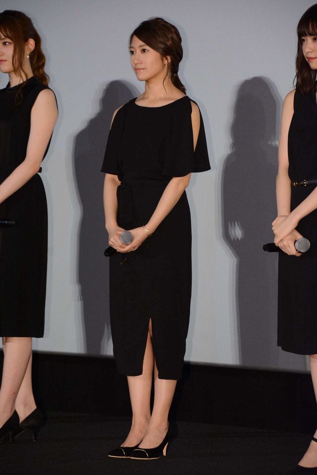 シックな衣装で乃木坂メンバーが登場！映画『あさひなぐ』完成披露イベント（3枚目）