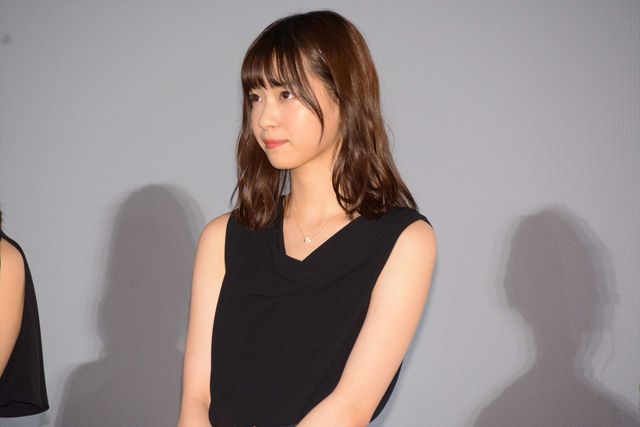 シックな衣装で乃木坂メンバーが登場！映画『あさひなぐ』完成披露イベント（28枚目）
