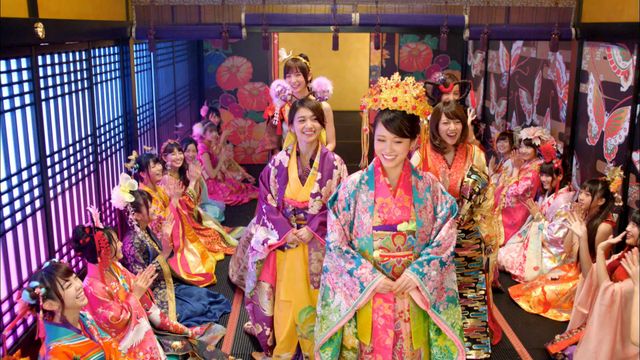 前田敦子ら卒業生も参加！AKB10周年シングルMVフォトギャラリー：フォトギャラリー