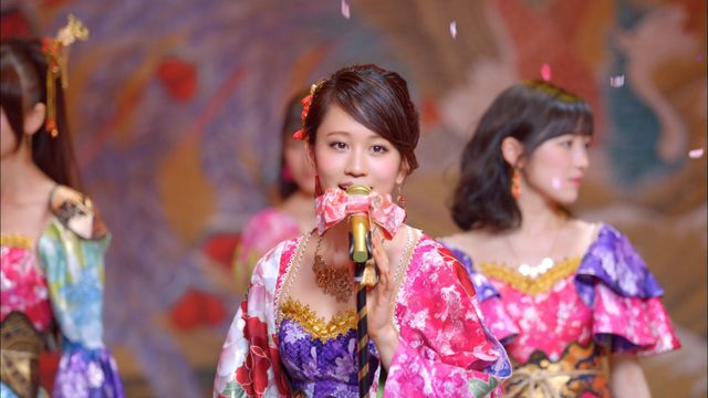 前田敦子ら卒業生も参加！AKB10周年シングルMVフォトギャラリー（10枚目）