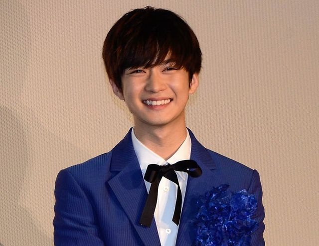 可愛すぎ！千葉雄大、セクゾン中島健人からケーキをあーん！フォトギャラリー（6枚目）