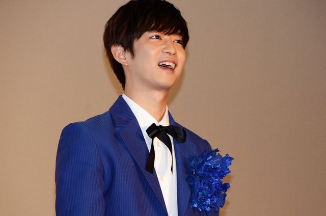 可愛すぎ！千葉雄大、セクゾン中島健人からケーキをあーん！フォトギャラリー（7枚目）