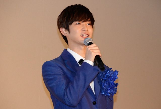 可愛すぎ！千葉雄大、セクゾン中島健人からケーキをあーん！フォトギャラリー（8枚目）