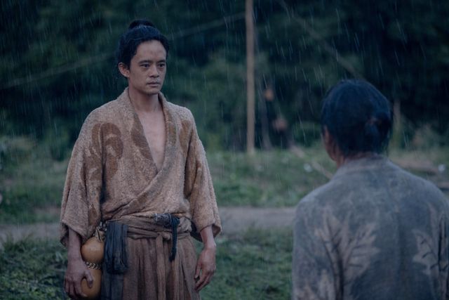 首が…残酷描写注目浴びる「豊臣兄弟！」第2回場面写真（7枚目）