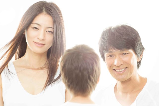 尾野真千子＆江口洋介が夫婦に！ドラマ「はじめまして、愛しています。」より