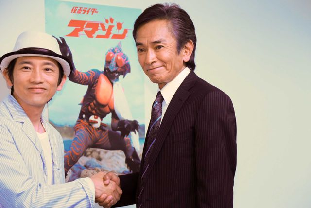仮面ライダーシリーズ第4作目「仮面ライダーアマゾン」岡崎徹＆松田洋治が再会！「仮面ライダーアマゾン Blu-ray BOX」特典収録フォトギャラリー（4枚目）