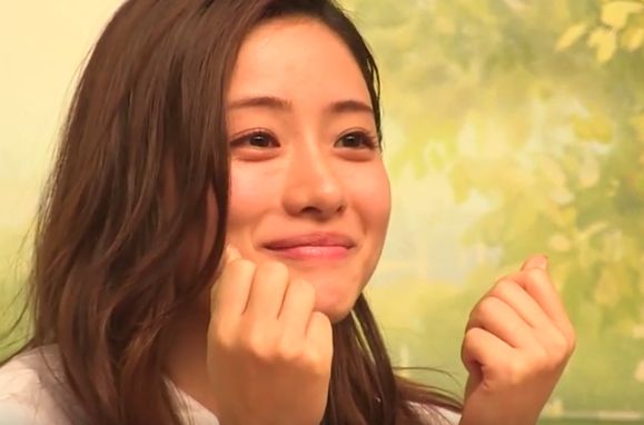 可愛すぎる石原さとみの「ガルボミニ 食べ方講座」フォトギャラリー：フォトギャラリー