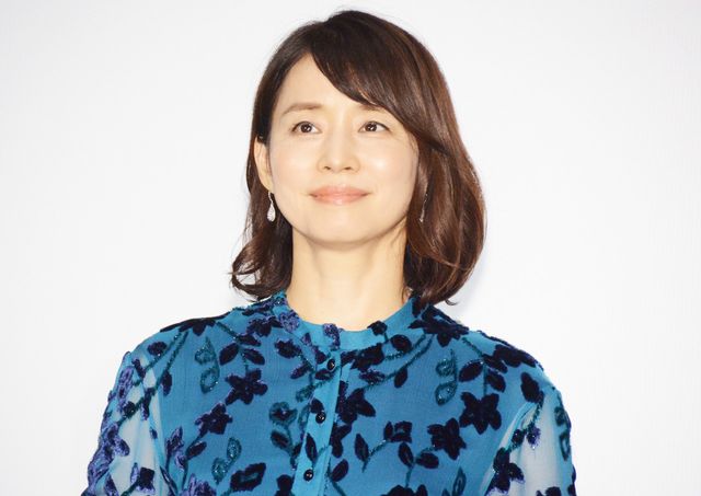 三谷幸喜監督の新作映画『記憶にございません！』完成披露に登壇した石田ゆり子