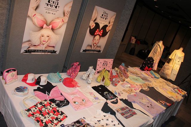 美人モデル・中村アンのスラリと伸びた美脚！ファッションショー写真ギャラリー（33枚目）