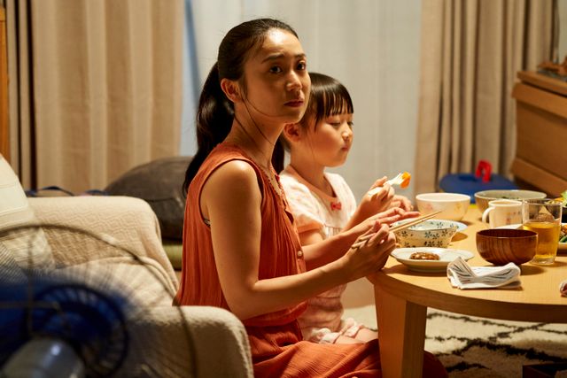 大島優子、“複雑な母親”を熱演『生きちゃった』場面写真：フォトギャラリー