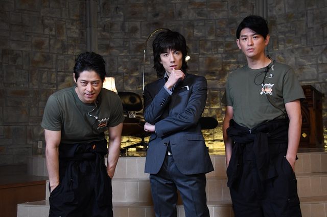 高岩成二VSケイン・コスギ！ドラマ「グッドモーニング、眠れる獅子2」（2枚目）