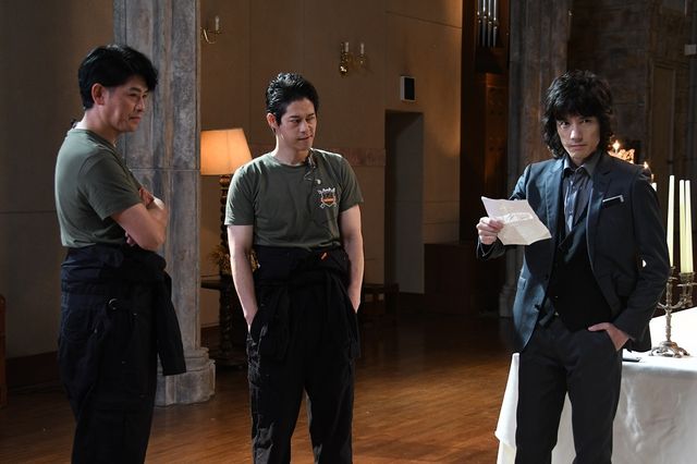 高岩成二VSケイン・コスギ！ドラマ「グッドモーニング、眠れる獅子2」（8枚目）