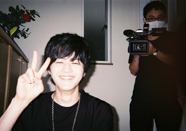 青春～！鈴鹿央士＆久保田紗友『ホリミヤ』オフショット（9枚目）