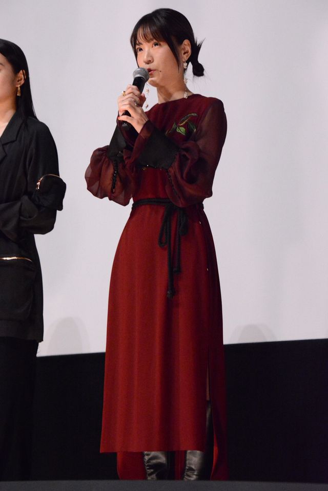 櫻坂46・藤吉夏鈴ら登壇！『新米記者トロッ子　私がやらねば誰がやる！』公開記念舞台あいさつ（3枚目）