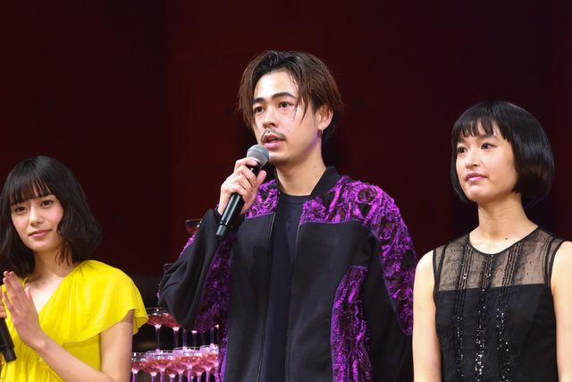 21歳の新人・吉田志織のキュートな笑顔！映画『チワワちゃん』公開直前パーティー（6枚目）