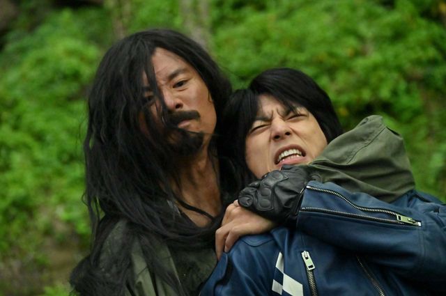 仮面ライダーキマイラ誕生！劇場版「リバイス」スピンオフ「Birth of Chimera」（6枚目）