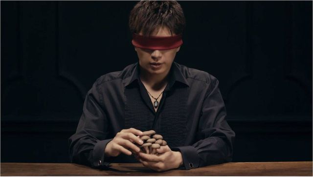 GACKT、目隠ししてキノコを…フォトギャラリー（2枚目）