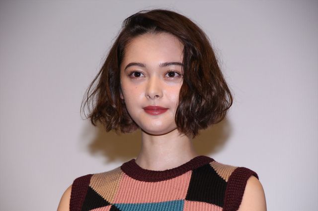 玉城ティナ、理想デートは渋谷！『オオカミ少女と黒王子』舞台あいさつギャラリー（5枚目）