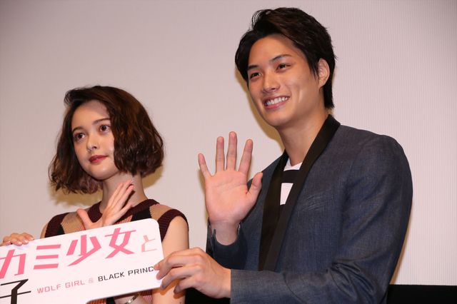 玉城ティナ、理想デートは渋谷！『オオカミ少女と黒王子』舞台あいさつギャラリー（10枚目）