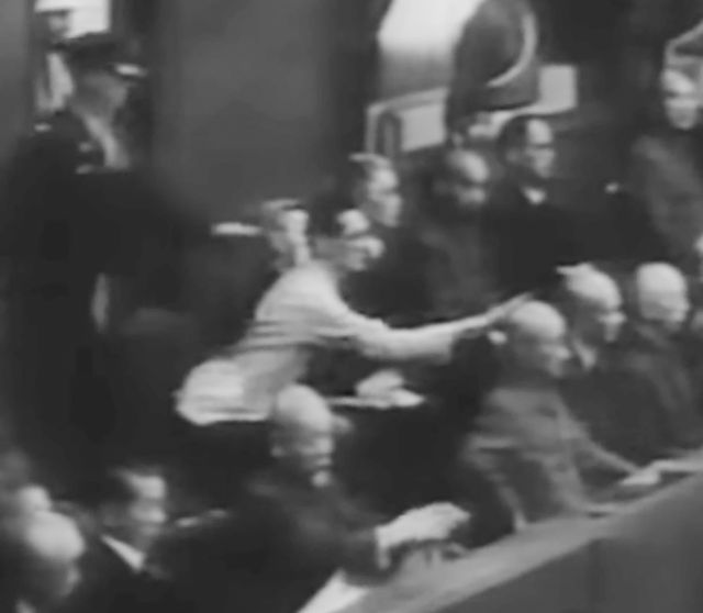 ビートたけし＆笑福亭鶴瓶、東京裁判の衝撃場面を再現「二つの祖国」（7枚目）