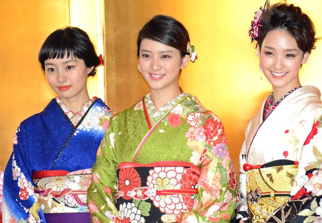 武井咲＆剛力彩芽らオスカー女優11名、恒例の晴れ着披露！フォトギャラリー：フォトギャラリー