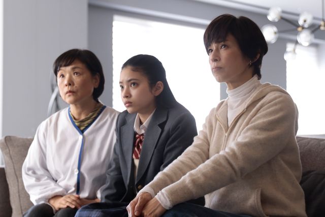 5億円の借金…唐沢寿明主演「プライベートバンカー」第1話より（4枚目）