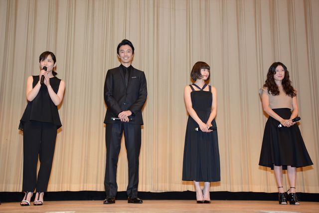 二階堂ふみ、長谷川博己は「仲の良いお兄ちゃん」みたい！『この国の空』完成披露試写会フォトギャラリー（10枚目）