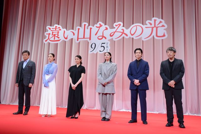 広瀬すず、二階堂ふみ、吉田羊ら美の競演！『遠い山なみの光』完成披露舞台挨拶（5枚目）