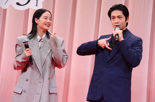 広瀬すず、二階堂ふみ、吉田羊ら美の競演！『遠い山なみの光』完成披露舞台挨拶（15枚目）