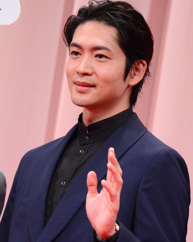 広瀬すず、二階堂ふみ、吉田羊ら美の競演！『遠い山なみの光』完成披露舞台挨拶（18枚目）